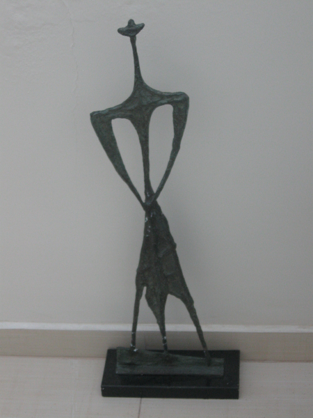 bruno-giorgio-homem-cguarda-chuva-bronze-69x20